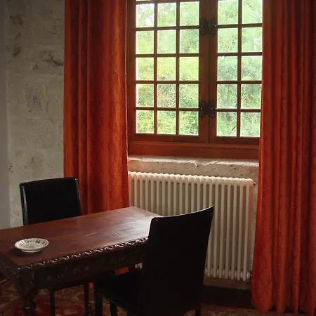 Manoir De La Guerie *