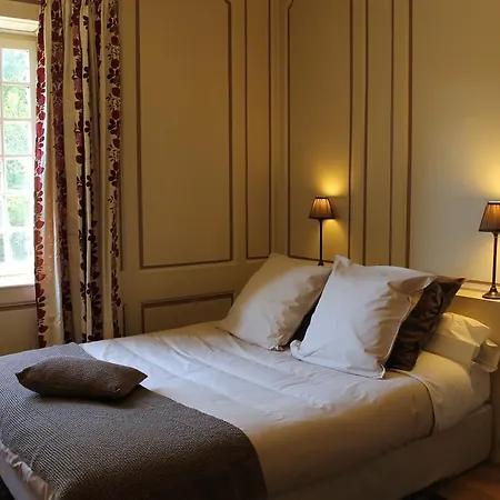 Manoir De La Guerie * Ablon