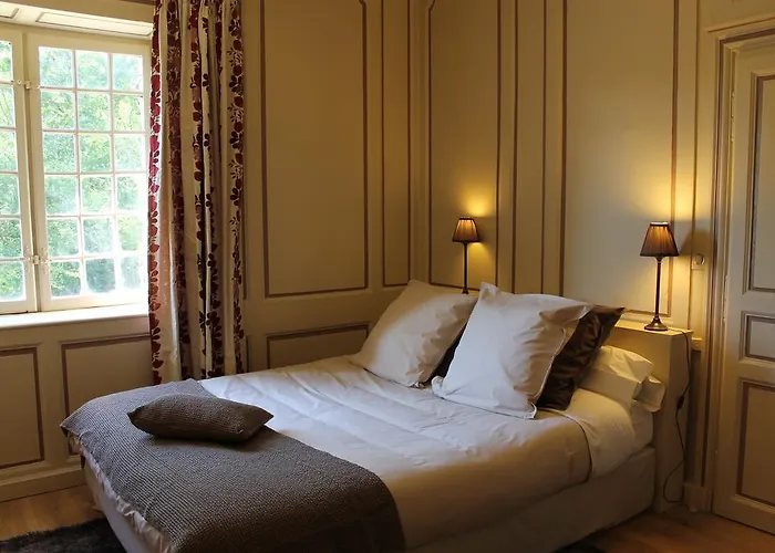 Manoir De La Guerie * Ablon