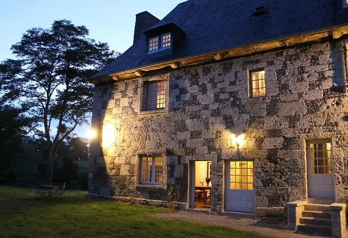 Manoir De La Guerie Alojamento de Acomodação e Pequeno-almoço *